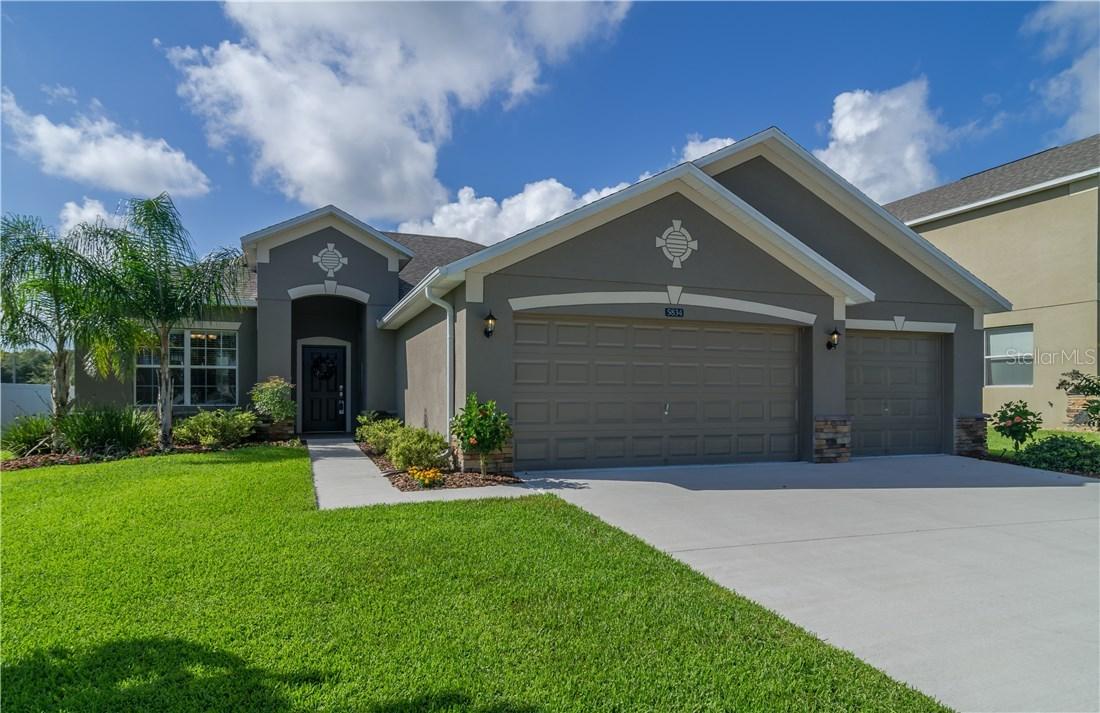5834 Puzo Pl. #2, Mount Dora, FL 32757