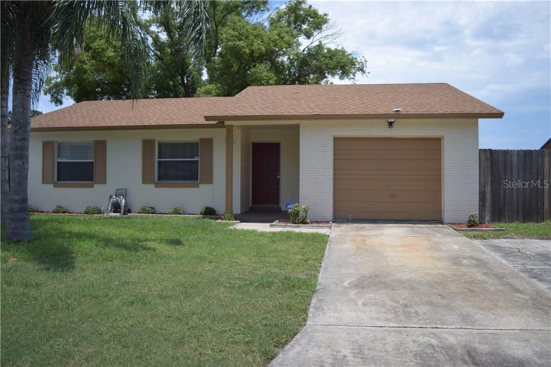 404 Spring Lake Cir., Ocoee, FL 34761