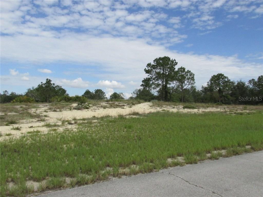 1324 Hillsborough Dr., Poinciana, FL 34759