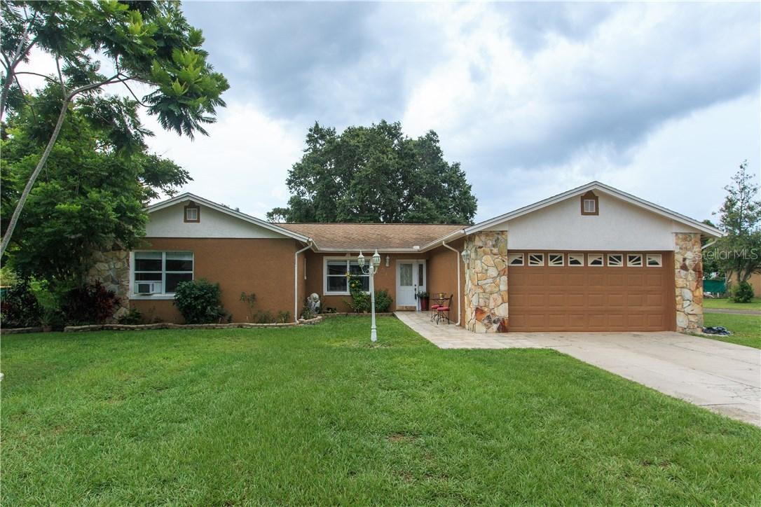 161 Tulpan Dr., Kissimmee, FL 34743