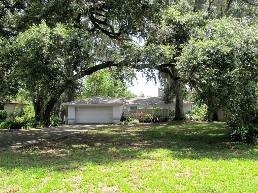 460 N Sunset Dr., Mount Dora, FL 32757