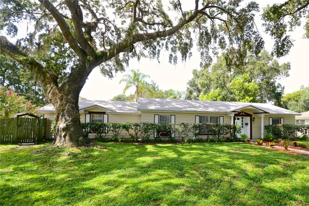 3110 Lake Arnold Pl., Orlando, FL 32806