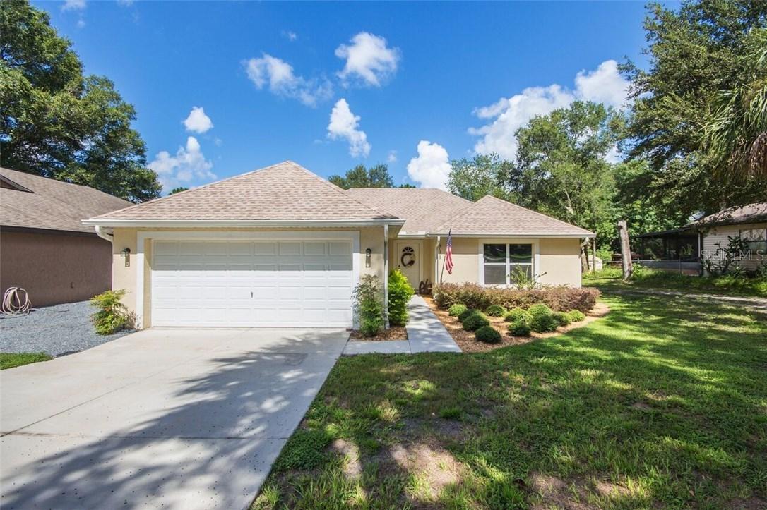 31309 Chevy Chase Dr., Sorrento, FL 32776
