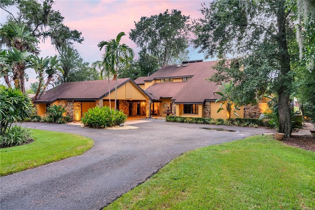 1077 Windsong Rd., Orlando, FL 32809