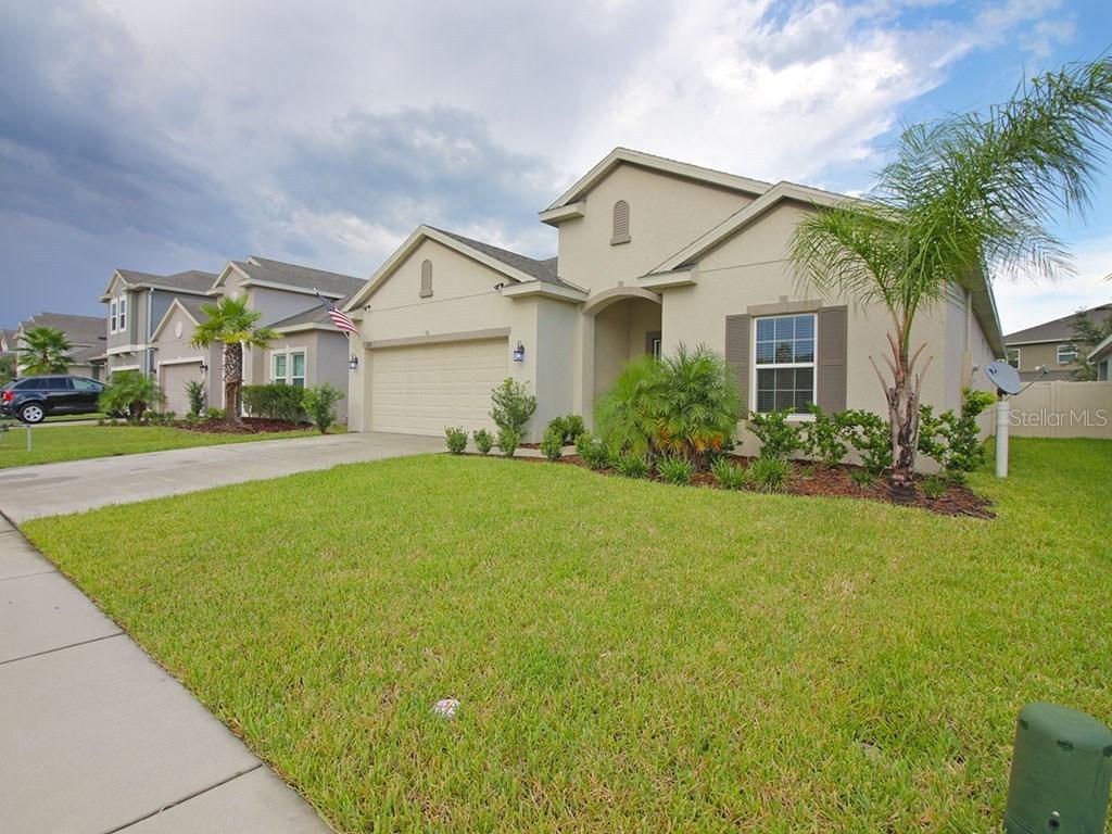 1118 White Water Bay Dr., Groveland, FL 34736