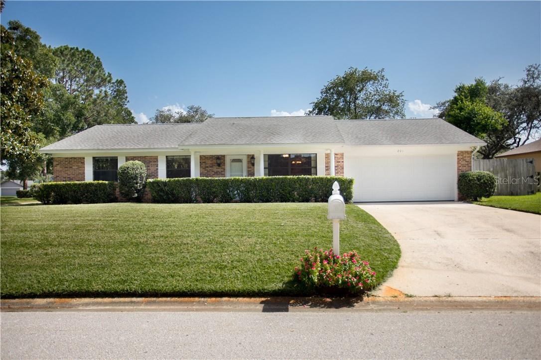 201 W Cumberland Cir., Longwood, FL 32779