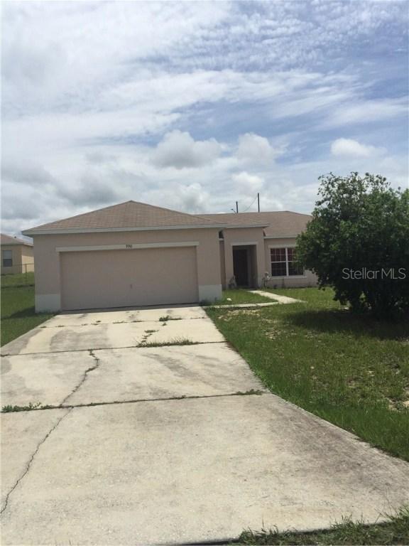 990 Cumberland Dr., Kissimmee, FL 34759