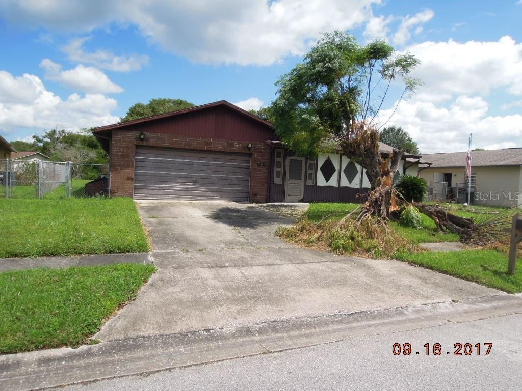 10423 Cedarhurst Ave., Orlando, FL 32825