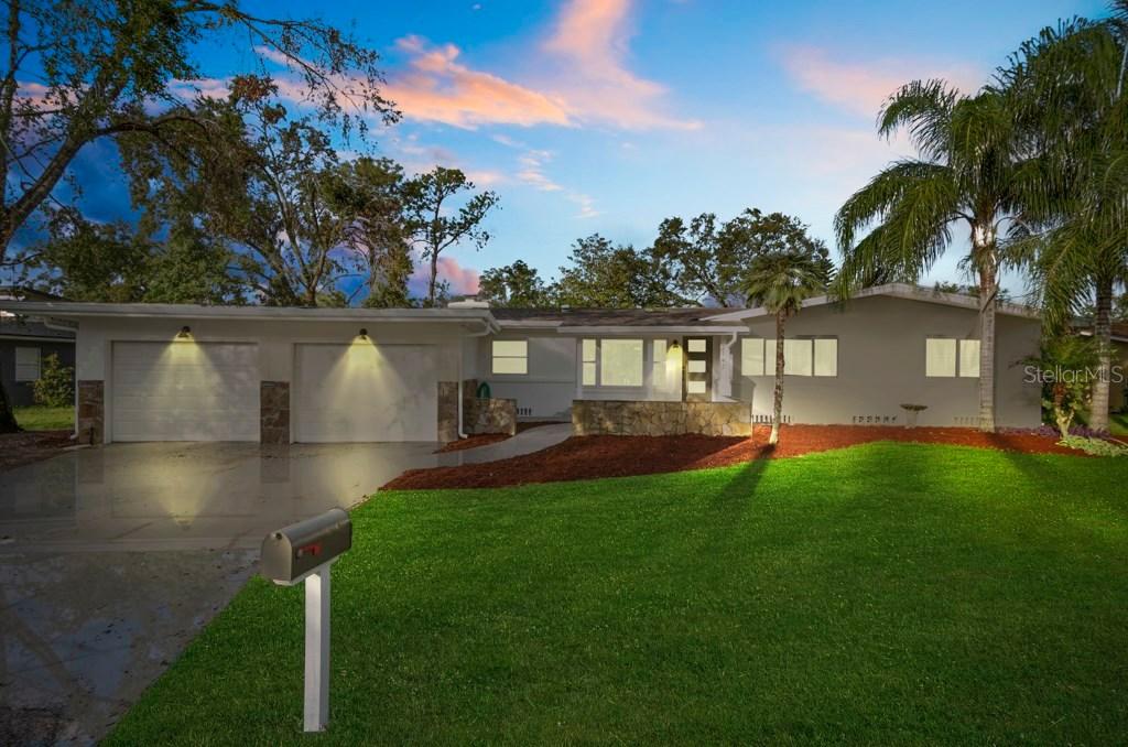 2147 Blossom Ln., Winter Park, FL 32789