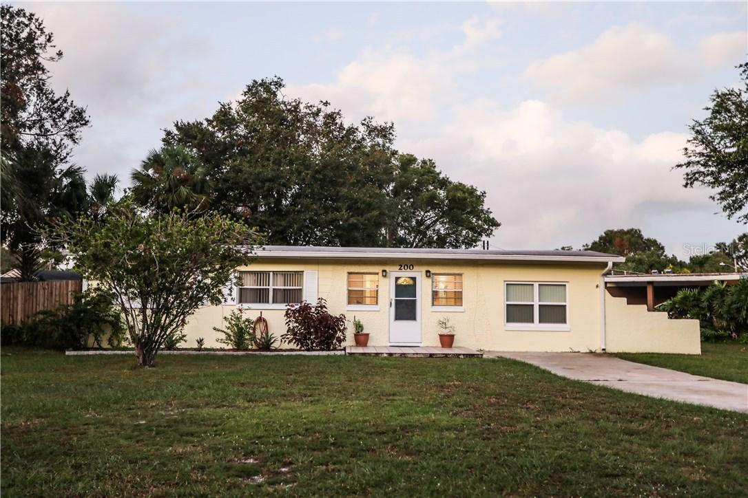 200 Collins Dr., Sanford, FL 32773