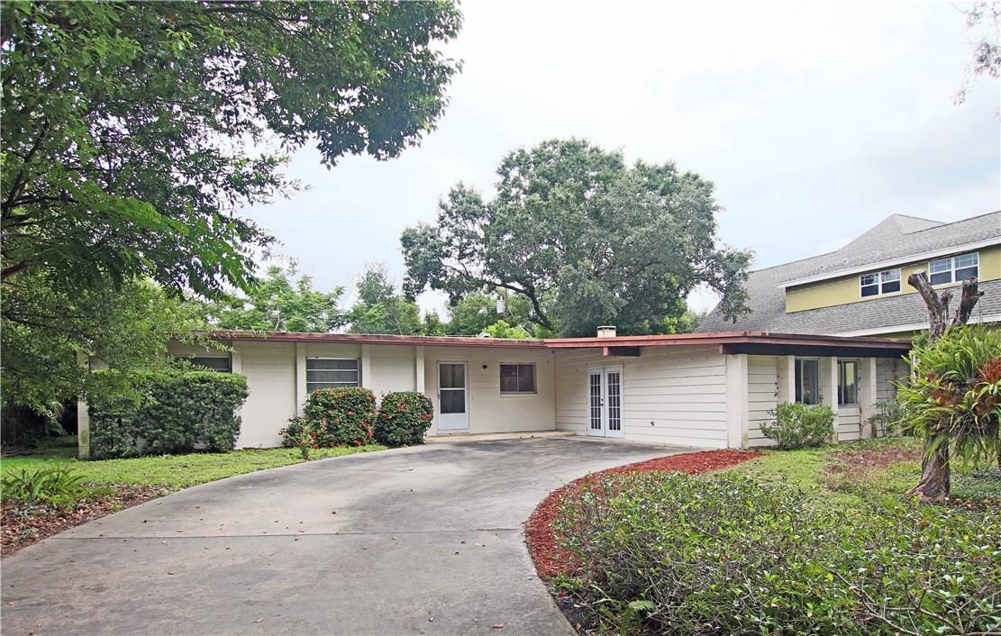 2441 Banchory Rd., Winter Park, FL 32792