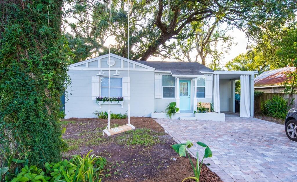 2502 S Ferncreek Ave., Orlando, FL 32806