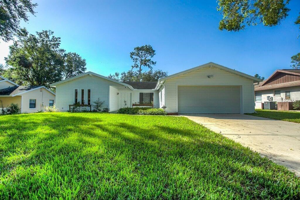 126 E Cumberland Cir., Longwood, FL 32779