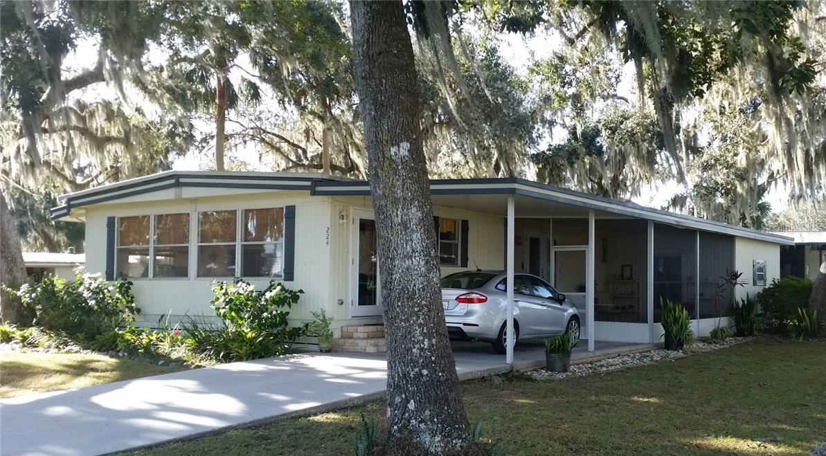 224 N Lake Shore Dr., Leesburg, FL 34788