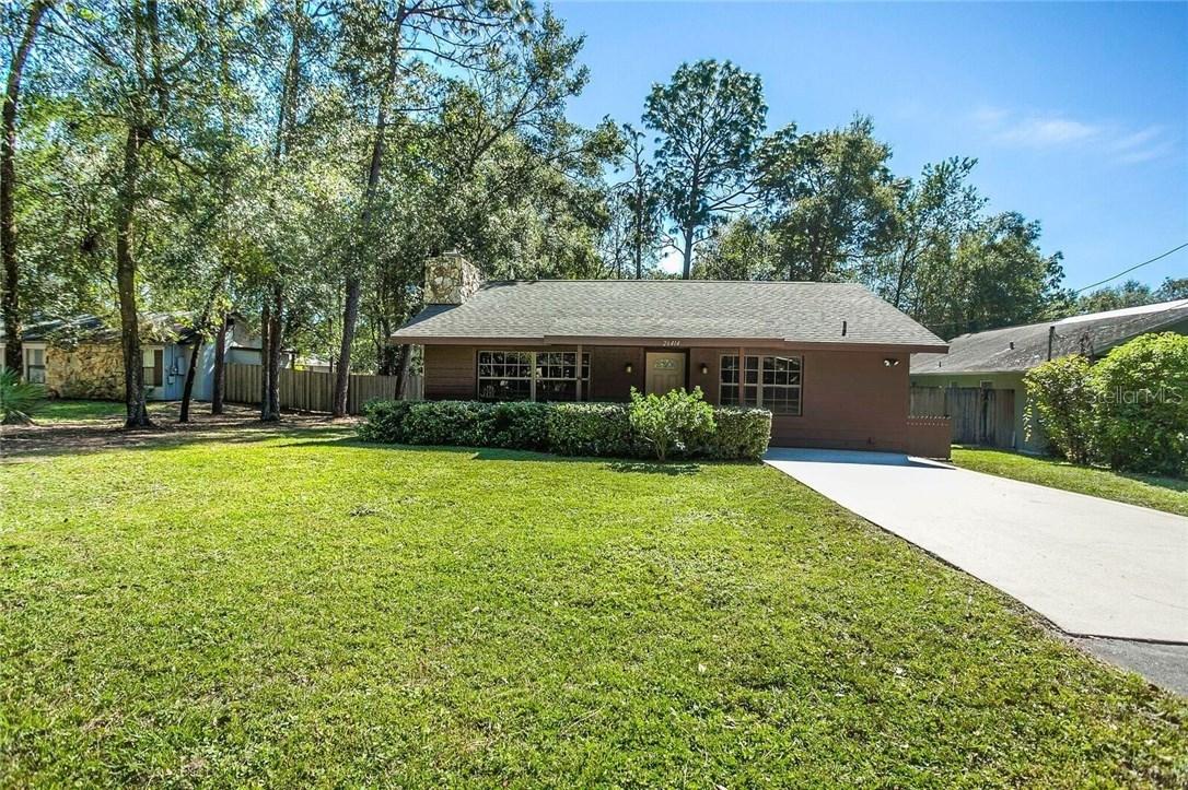 26414 Biltmore St., Sorrento, FL 32776