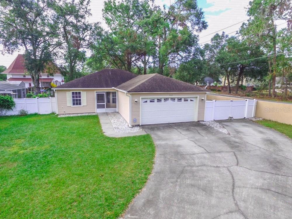 902 Sheeler Oaks Dr., Apopka, FL 32703