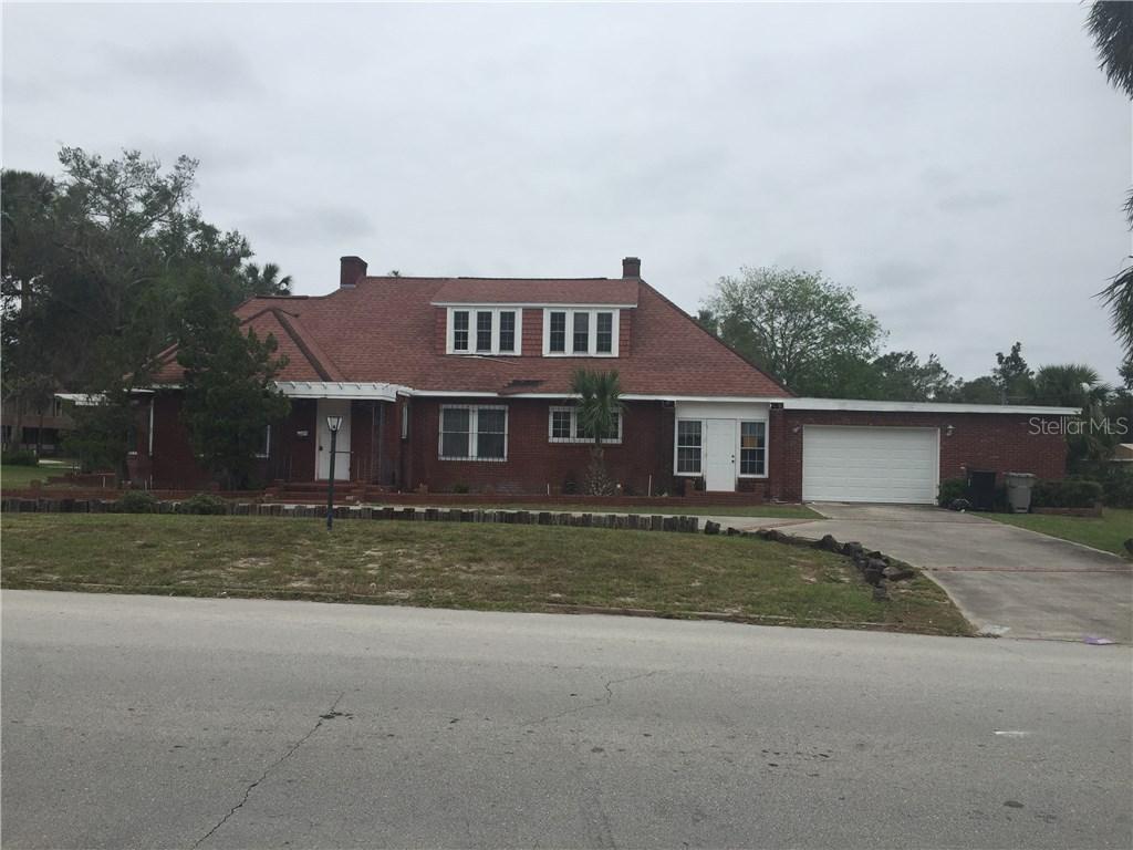 11 E 1st St., Apopka, FL 32703