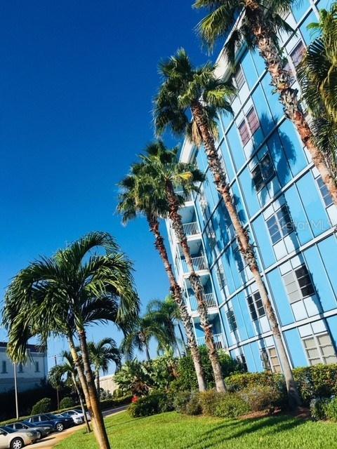 3315 58th Ave. #408, St Petersburg, FL 33712