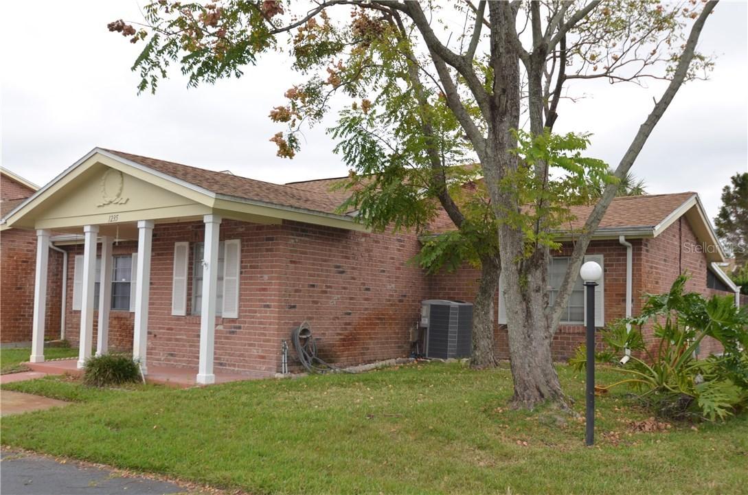 1235 Carriage Ln., Orlando, FL 32807