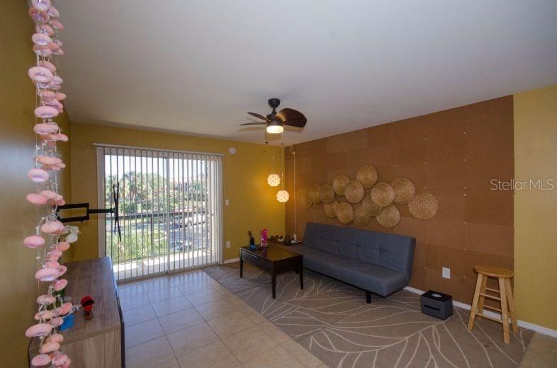 1964 Lake Atriums Cir. #157, Orlando, FL 32839