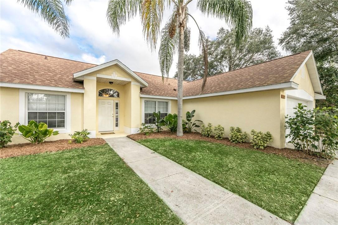 353 Montana Ave., Davenport, FL 33897