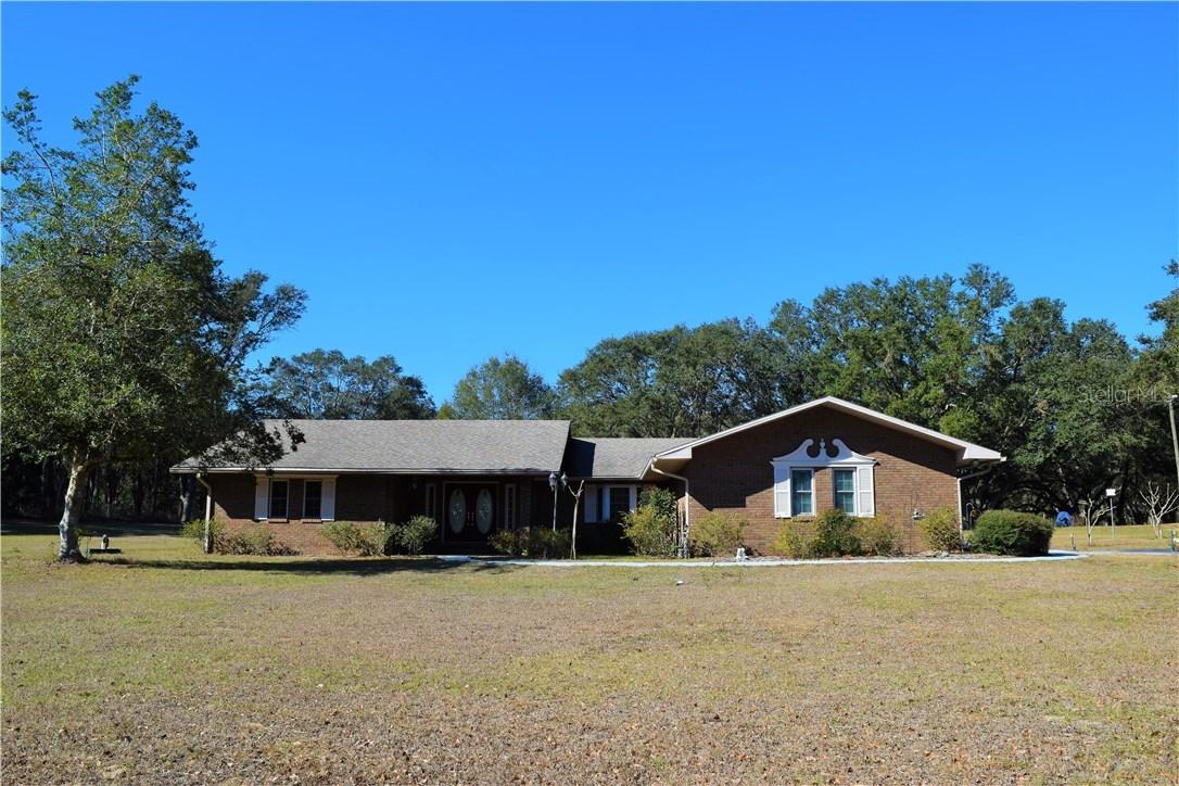 30549 Swan Rd., Sorrento, FL 32776