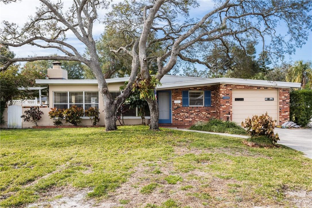 1218 Dove Dr., Orlando, FL 32803