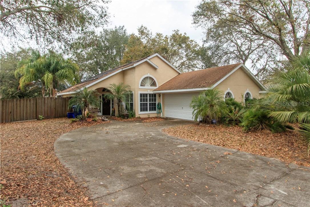 297 Hidden View Dr., Groveland, FL 34736
