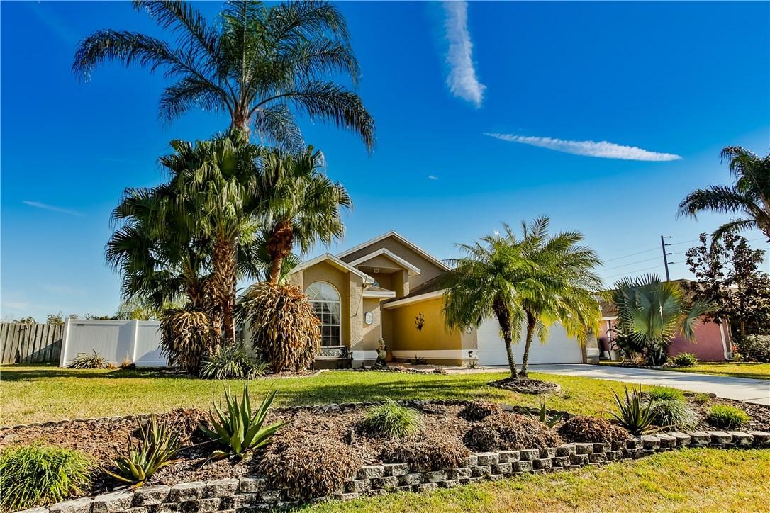 130 Bentley Oaks Blvd., Davenport, FL 33896