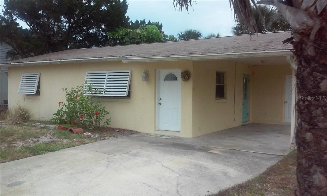 16 Hillside Dr., New Smyrna Beach, FL 32169