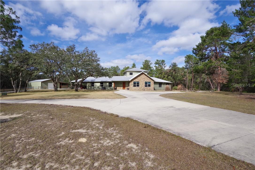 37137 Calhoun Rd., Eustis, FL 32736