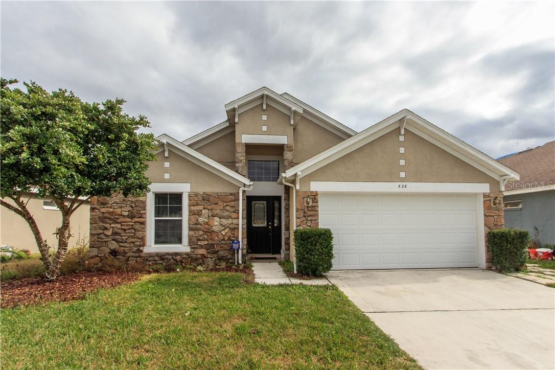 528 Windsor Estates Dr., Davenport, FL 33837