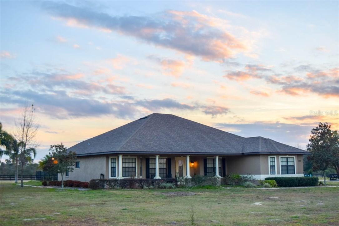 8206 Earlwood Ave., Mount Dora, FL 32757