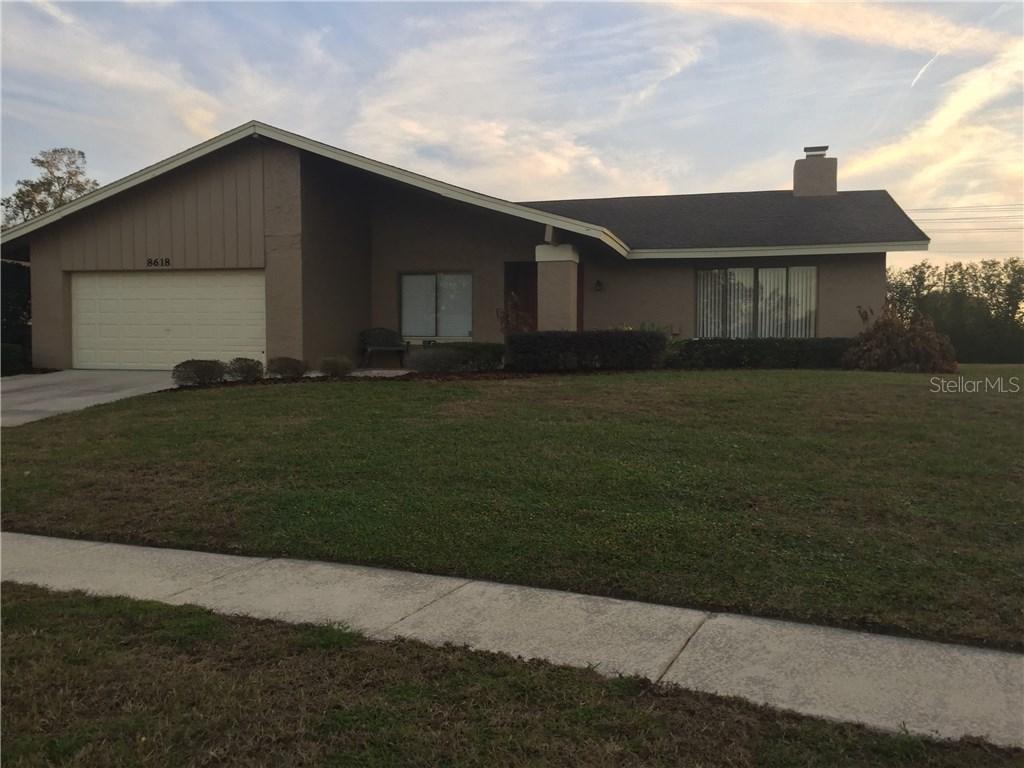 8618 Larwin Ln., Orlando, FL 32817