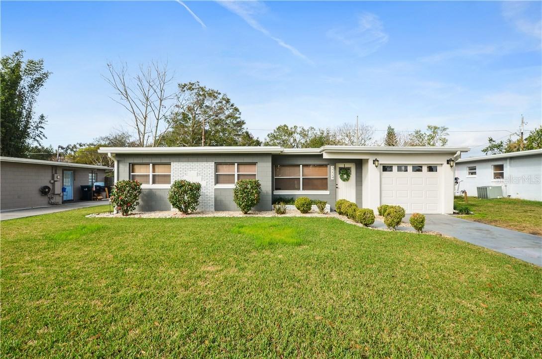3224 Conway Gardens Rd., Orlando, FL 32806