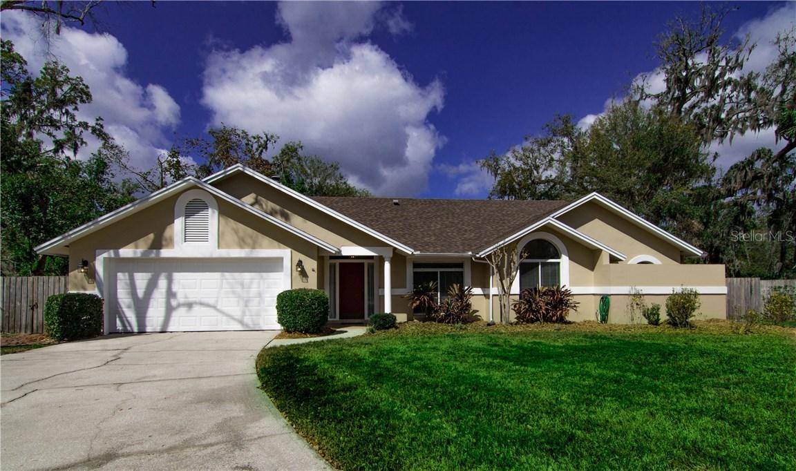 519 Lake Charm Ct., Oviedo, FL 32765
