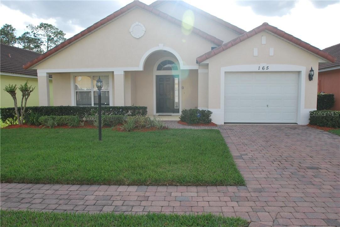 165 Robin Rd., Davenport, FL 33896
