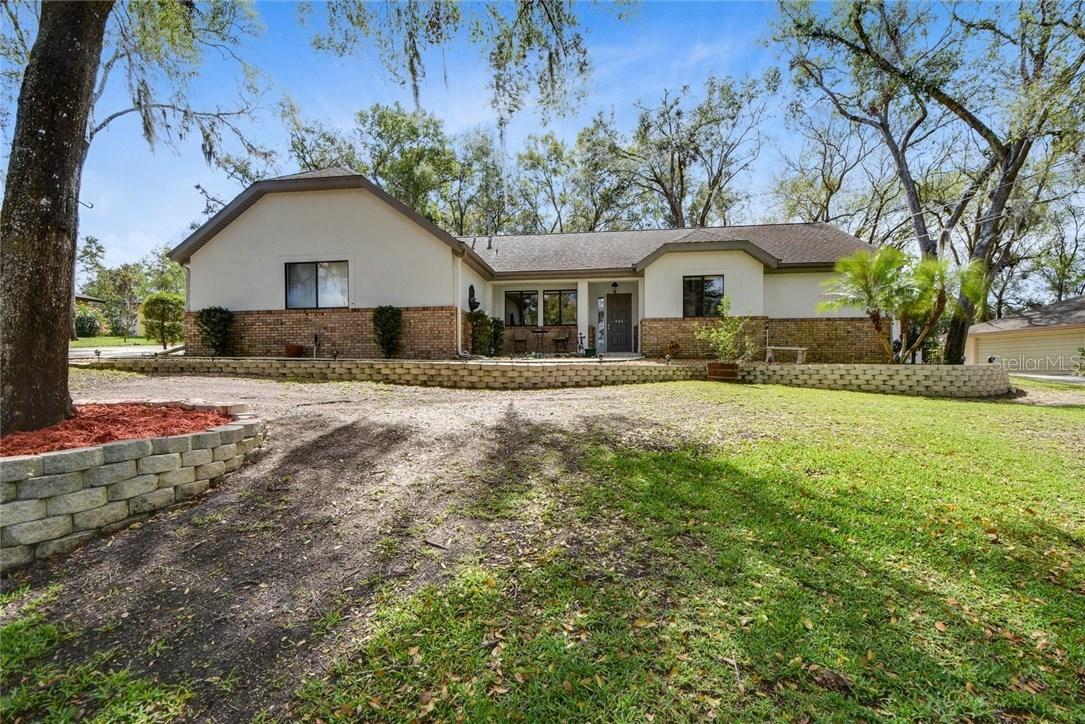 252 W Sunset St., Groveland, FL 34736