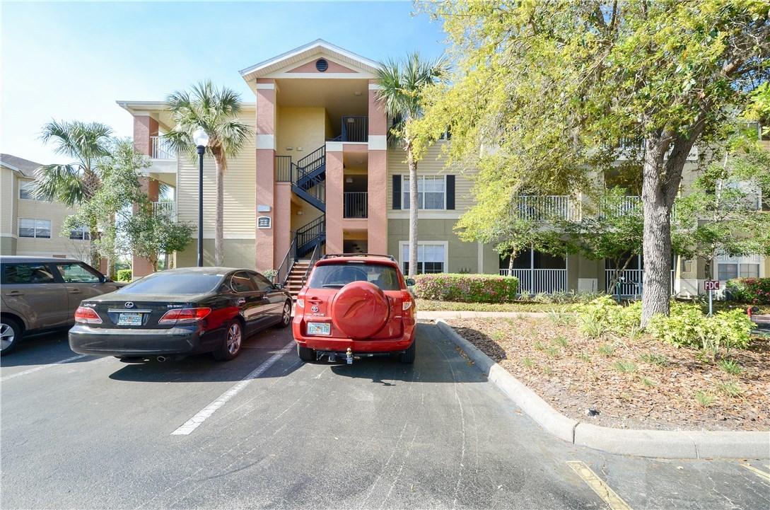 1949 Summer Club Dr. #105, Oviedo, FL 32765