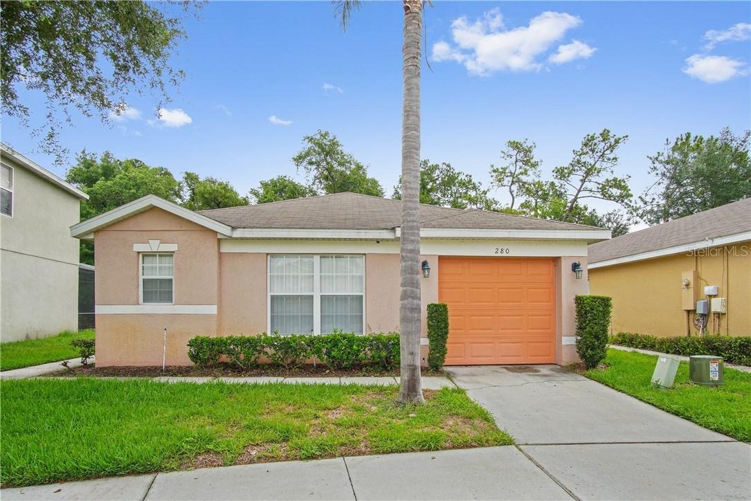 280 Hammock Ct., Davenport, FL 33896