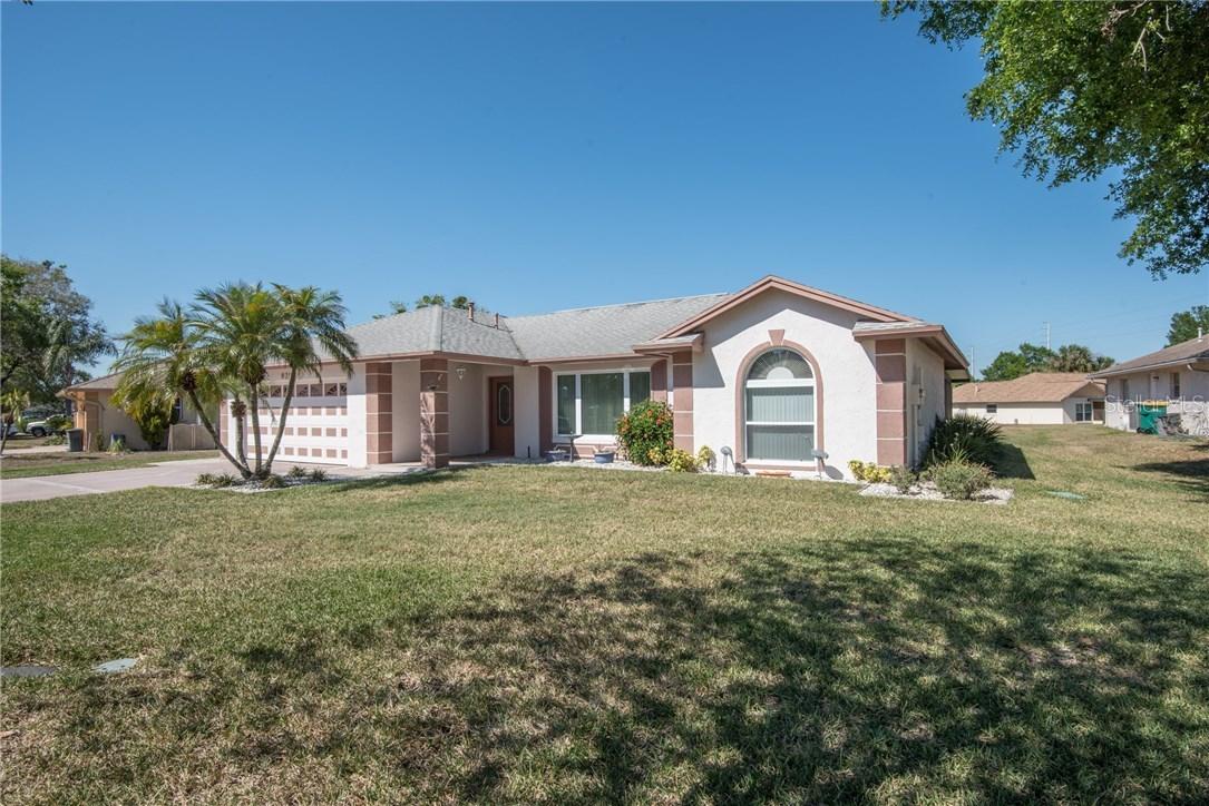 935 Amy Ridge Ct., Kissimmee, FL 34747