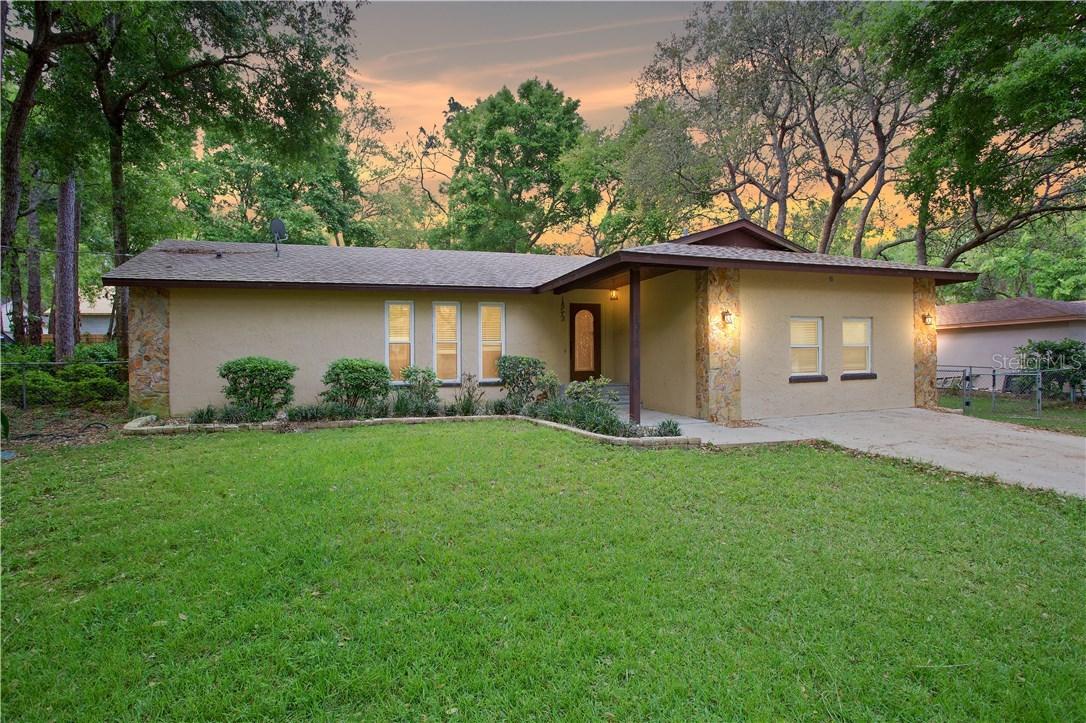 25112 Albia Ave., Sorrento, FL 32776