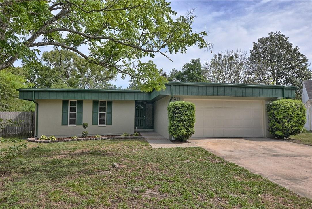 211 Banyan Ct., Winter Springs, FL 32708