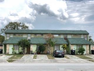 2737 Hunt Club Ln., Orlando, FL 32826