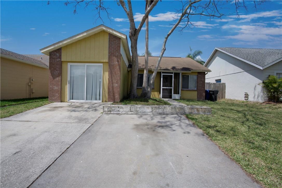 1335 Coolmont Dr., Brandon, FL 33511