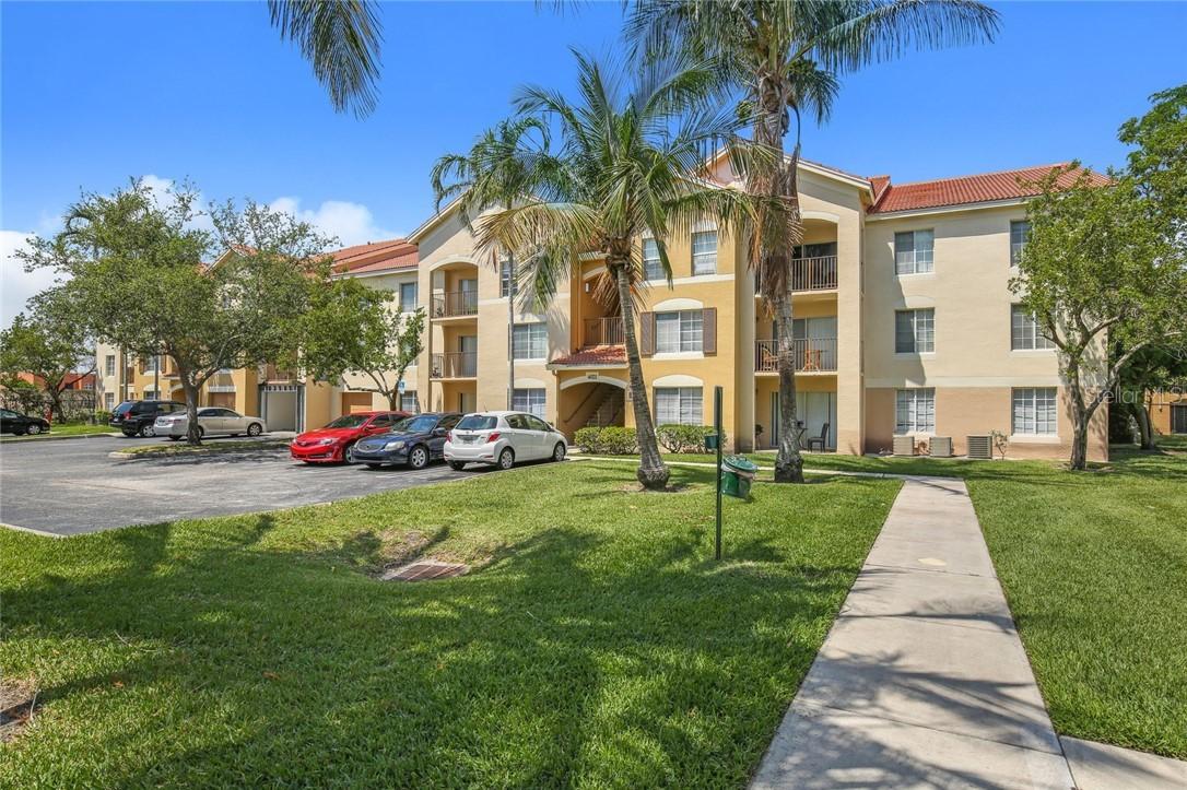 4021 San Marino Blvd. #306, West Palm Beach, FL 33409