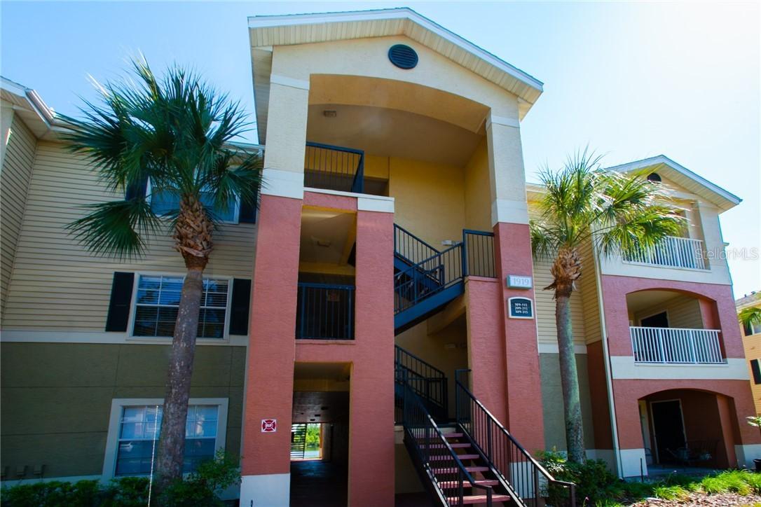1919 Summer Club Dr. #215, Oviedo, FL 32765