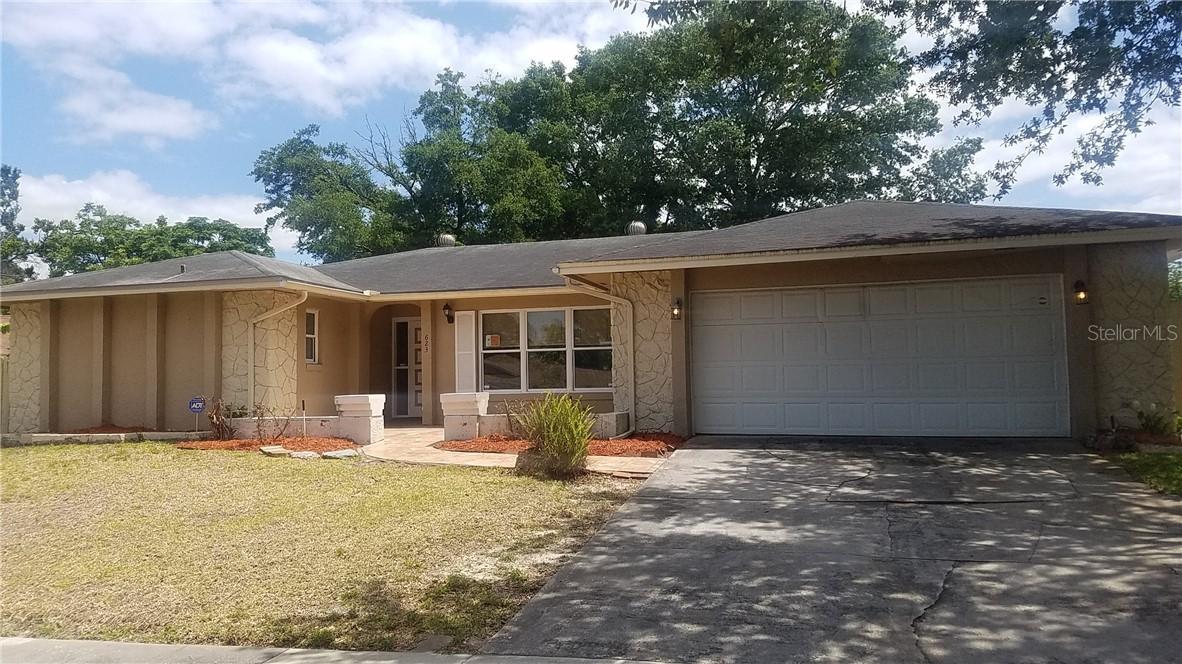 623 Ashberry Ln., Altamonte Springs, FL 32714
