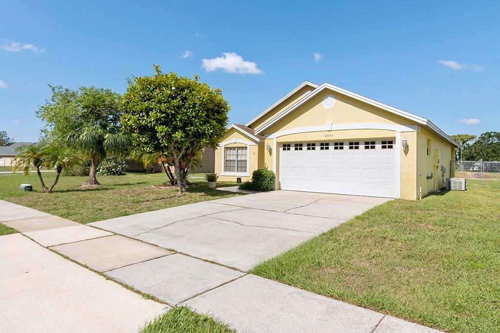 3944 Spring Breeze Dr., Orlando, FL 32829