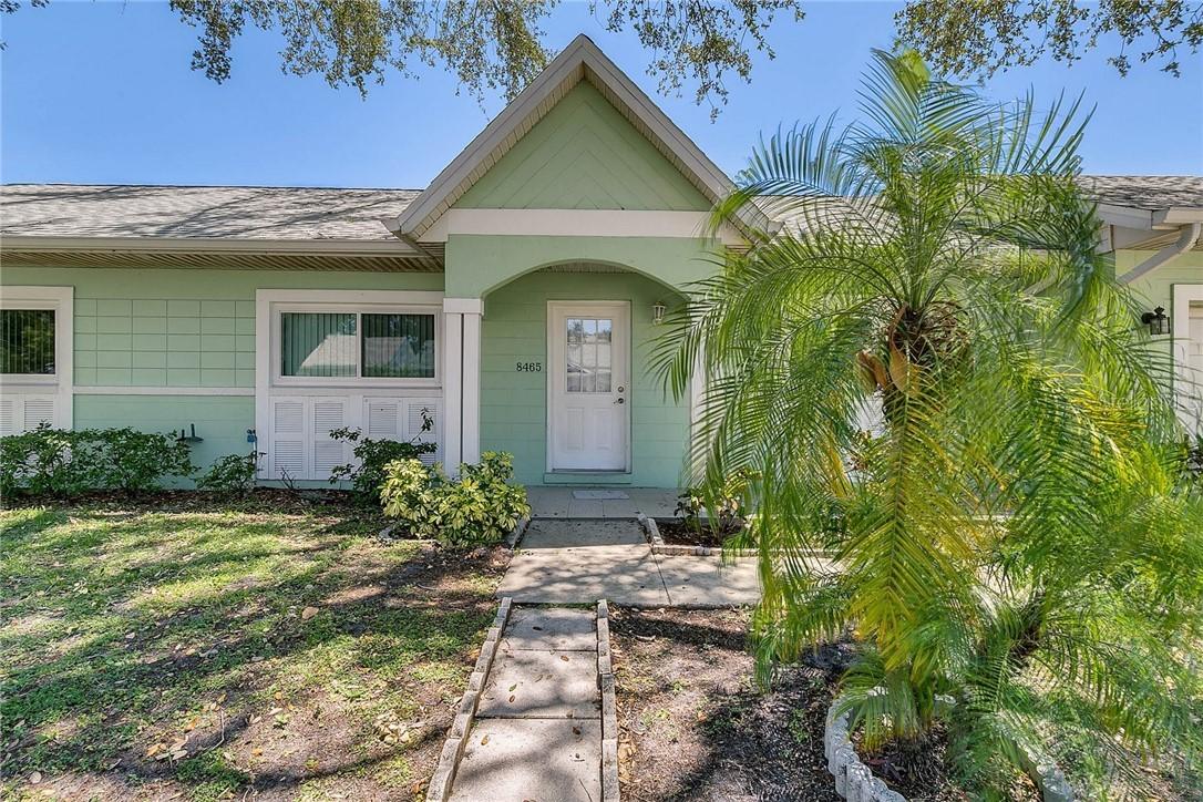 8465 Oak Bluff Dr., Orlando, FL 32827